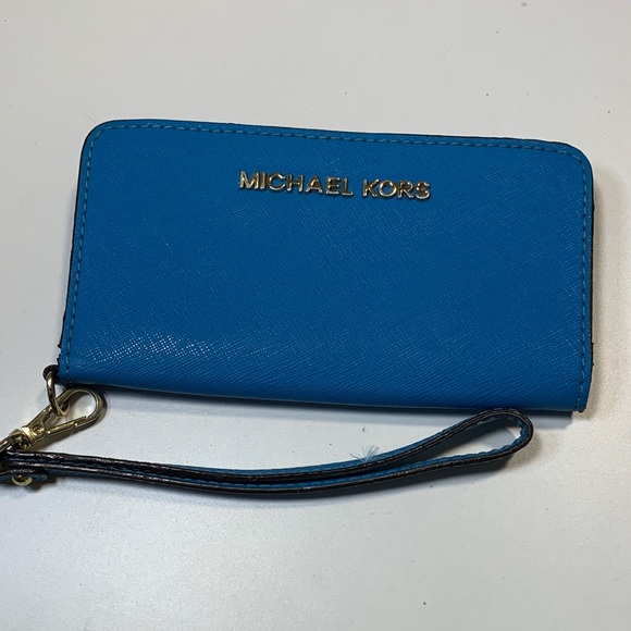 Michael Kors Handbags - Michael Kors Vibrant Blue Wristlet